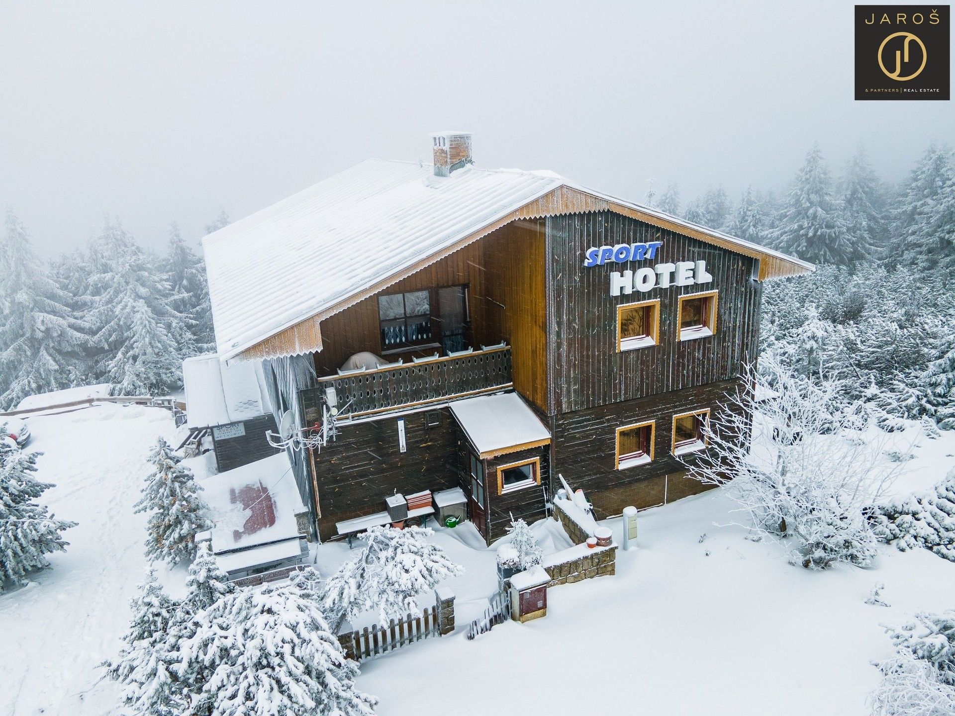 Ubytovací zařízení, Klínovec, Jáchymov, 870 m²