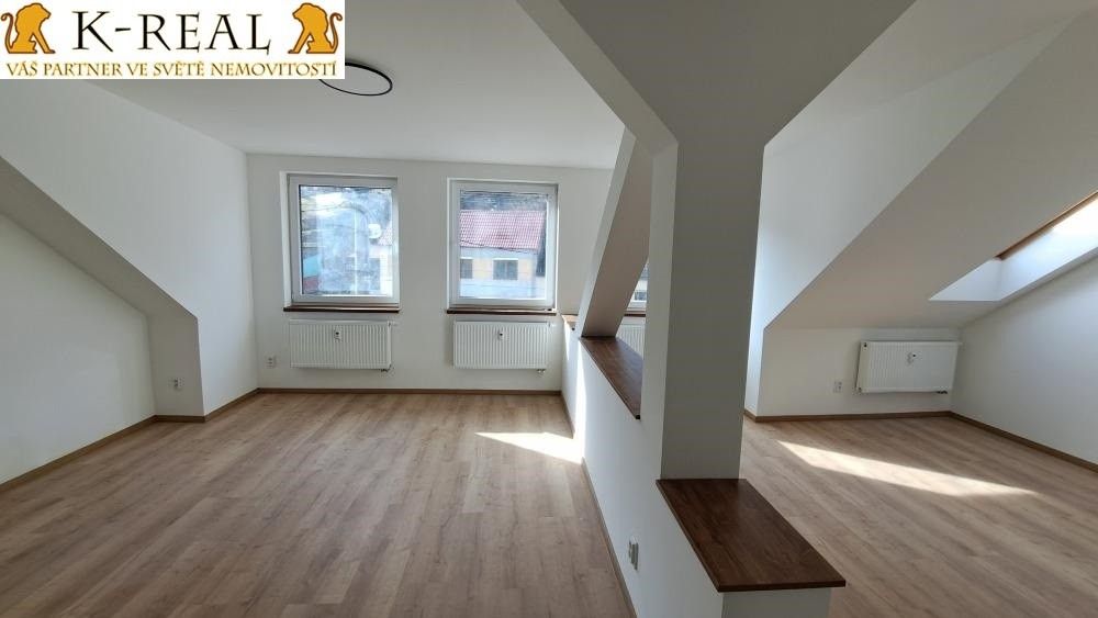 Byty, Lipůvka, 679 22