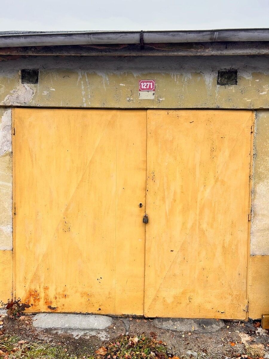 Garáže, Bechyně, 391 65