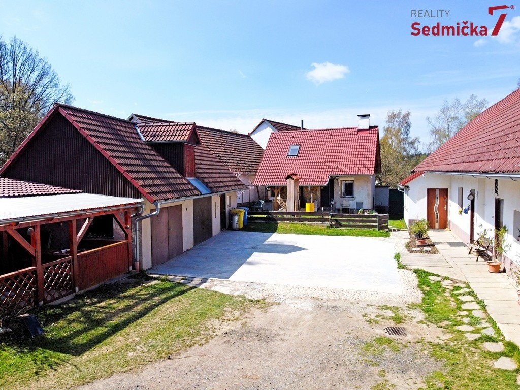Rodinný dům · 225 m² · Brná, Věžná - 3