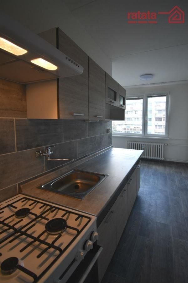 Pronájem byt 2+1 - Březenecká, Chomutov, 58 m²