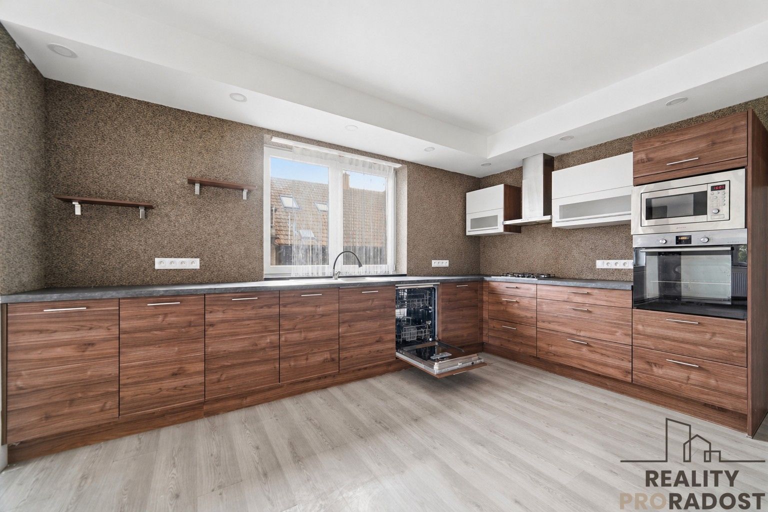 Prodej rodinný dům - Bukovina nad Labem, 190 m² - 5