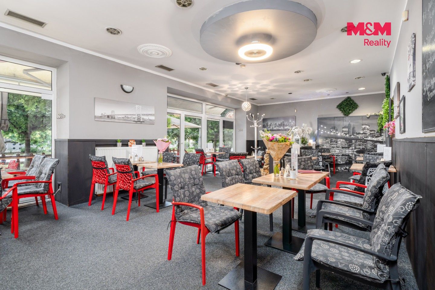 Restaurace · 116 m² · Lidické náměstí, Ústí nad Labem - 3