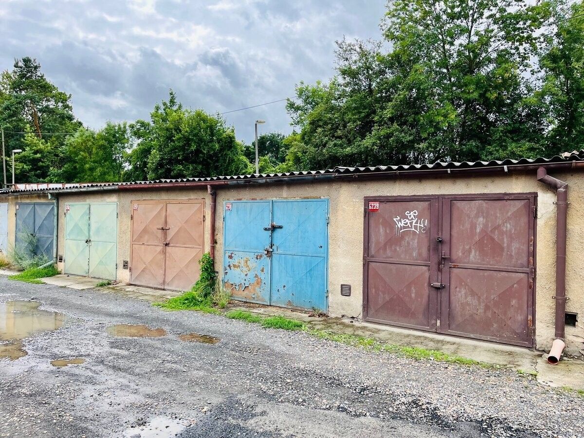 Garáž · Lovosice, 410 02 - 3