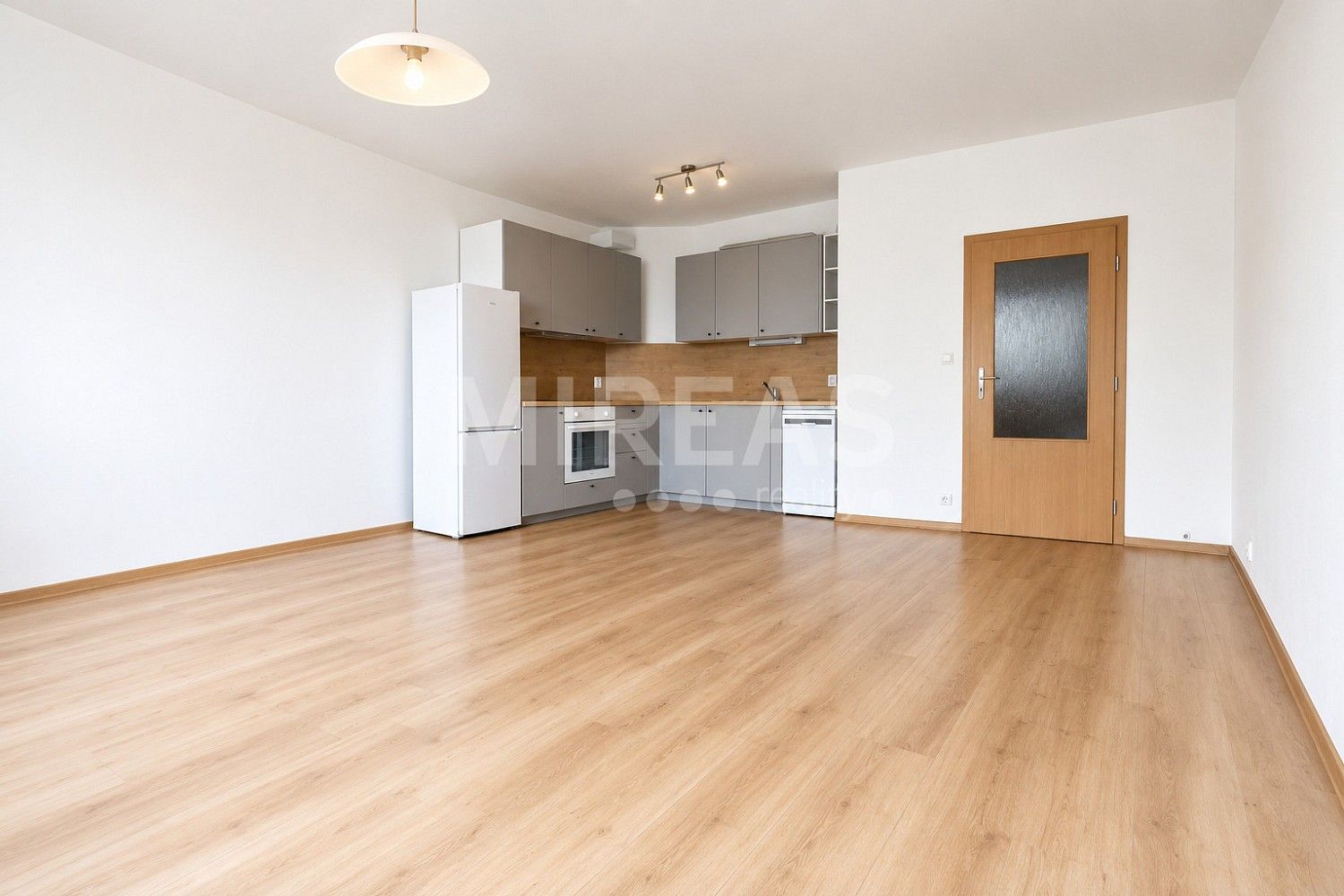 Byt 2+kk · 58 m² · Praha - Čakovice, okres Praha 18, Hlavní město Praha - 3