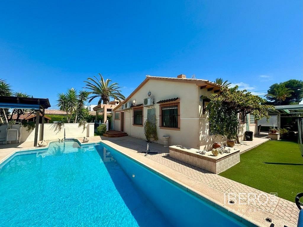 Rodinný dům, 141 m²