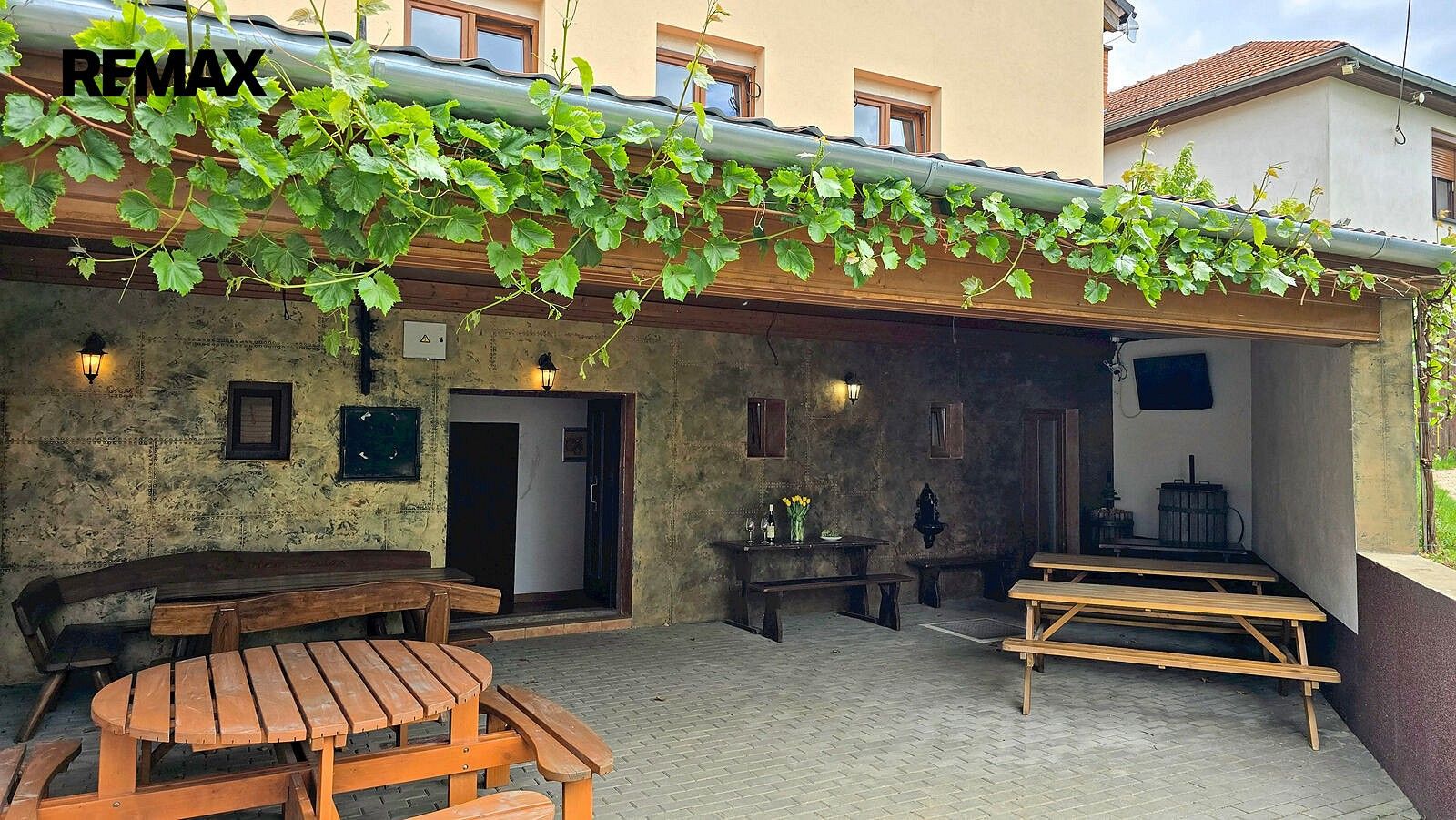Ostatní, Novosedly, okres Břeclav, 215 m² - 1