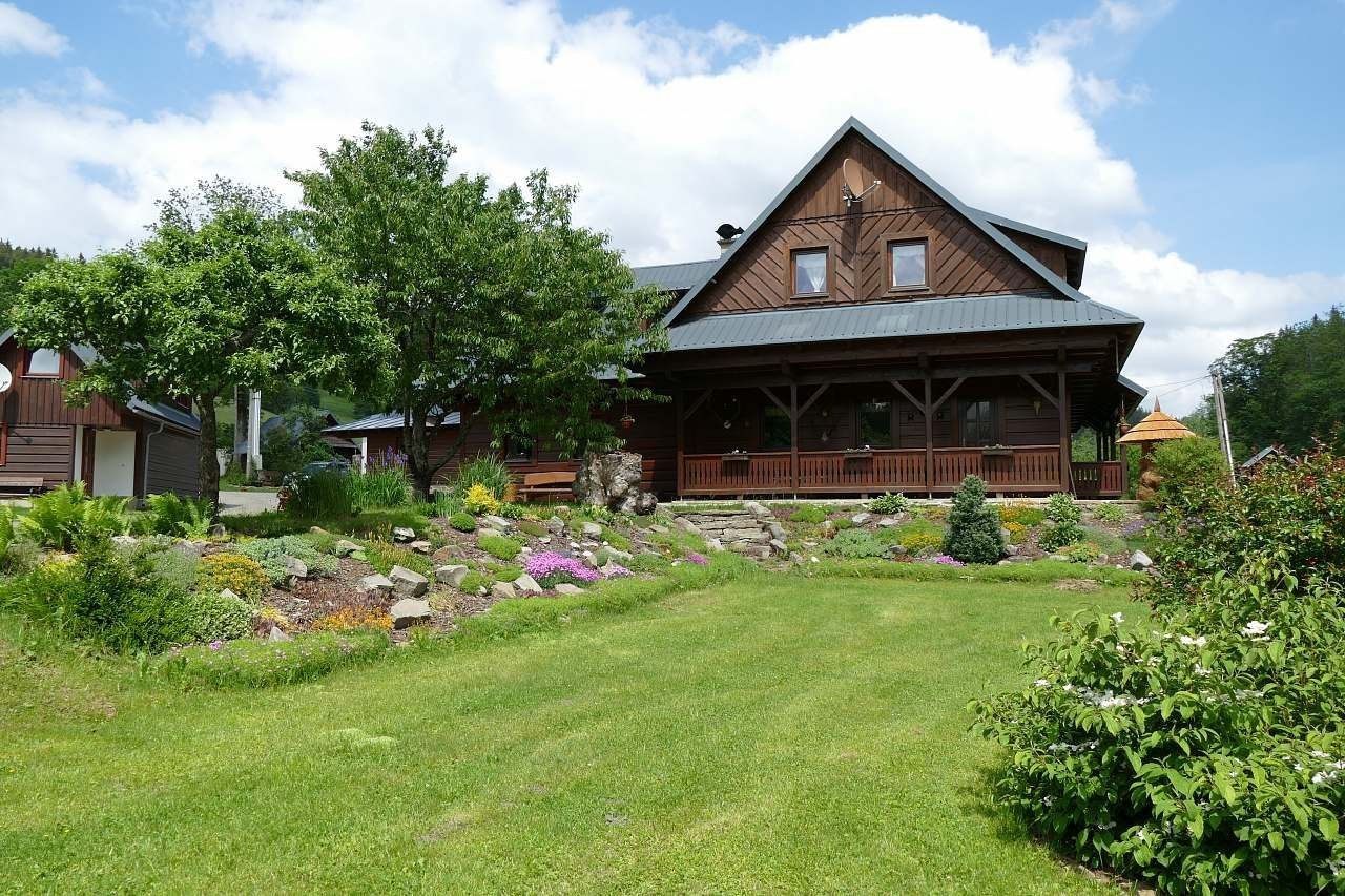 Chaty, Velké Karlovice, Zlínský kraj - 1