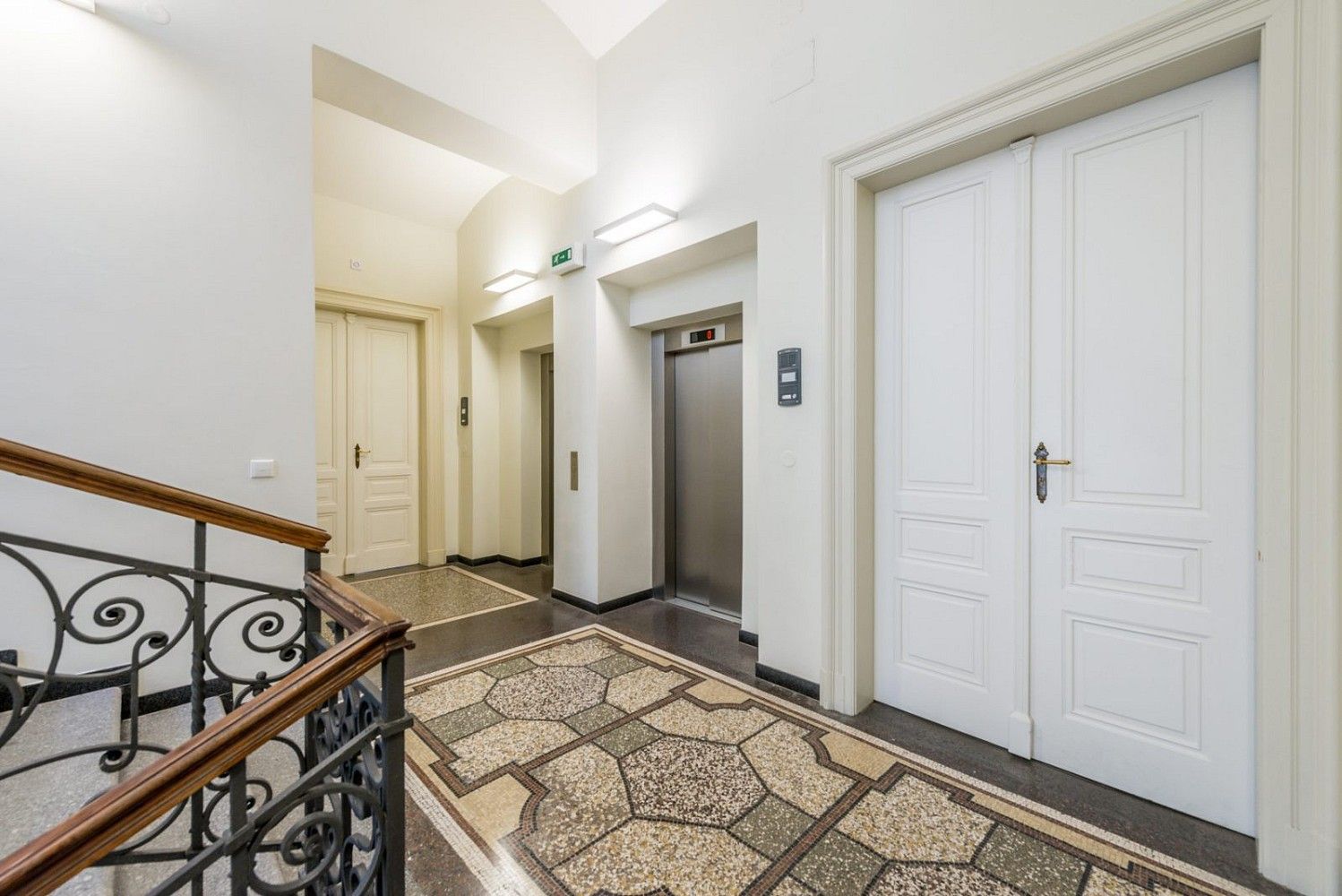 Pronájem kancelář - Praha, 466 m² - 5