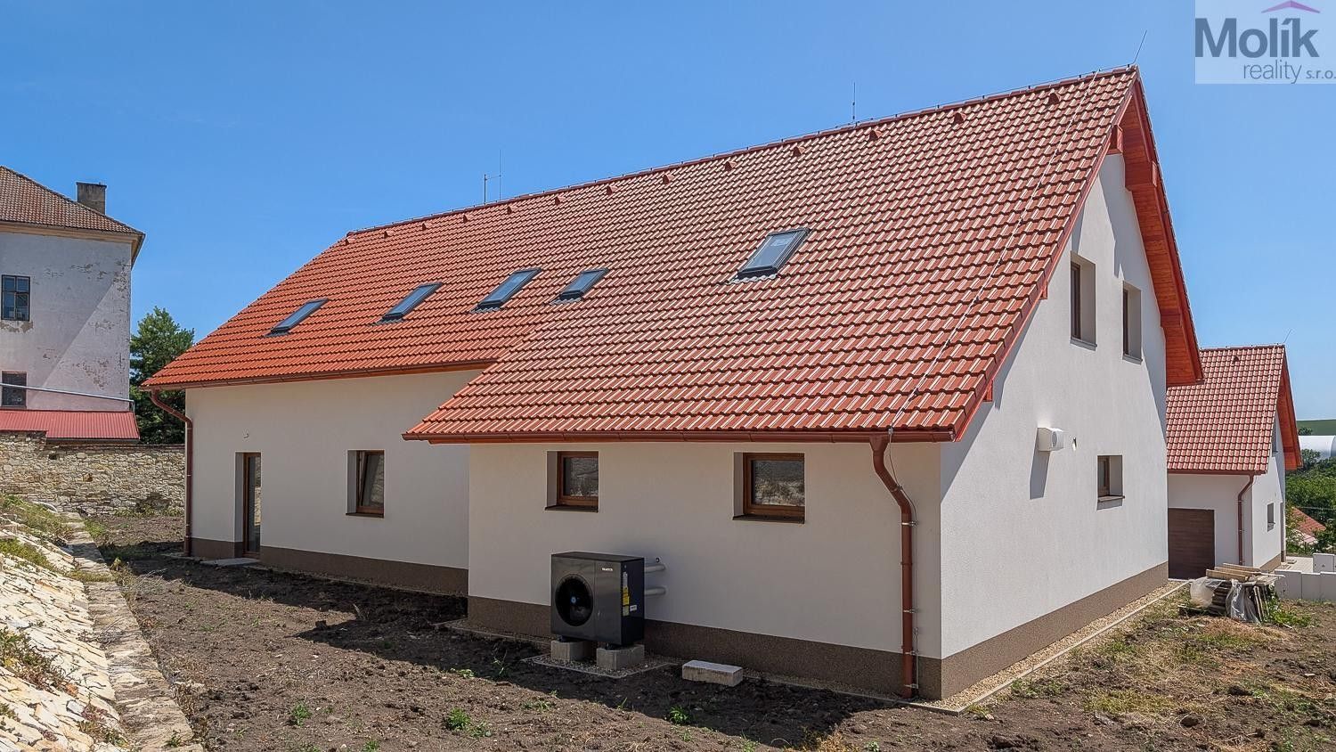 Dům 8+kk – Peruc, Telce – pohled 3