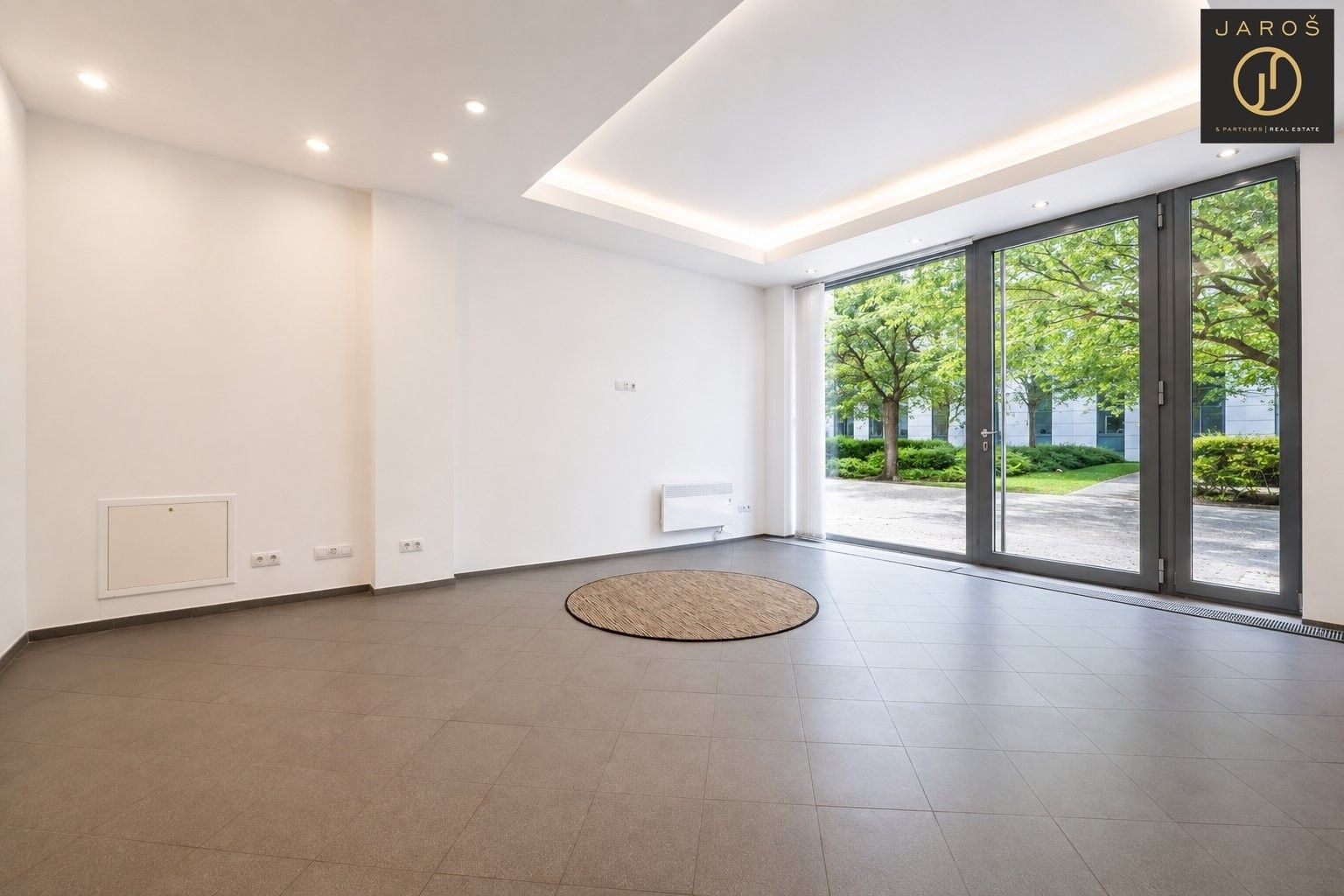 Kanceláře, Rohanské nábřeží, Praha, 37 m² - 2