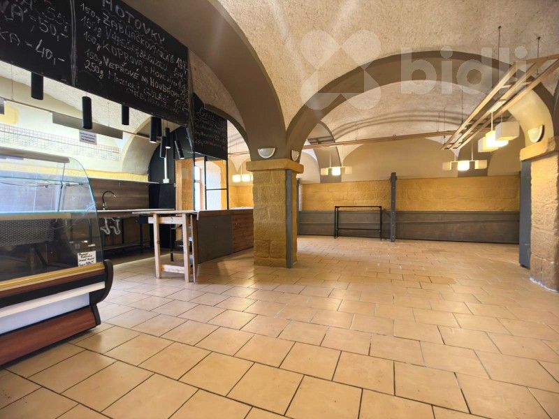 Pronájem komerční - Lvová, Jablonné v Podještědí, 800 m²