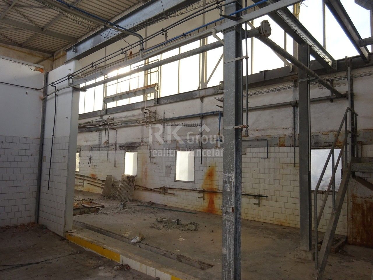 Pronájem sklad - Šamotka, Rakovník, 376 m²