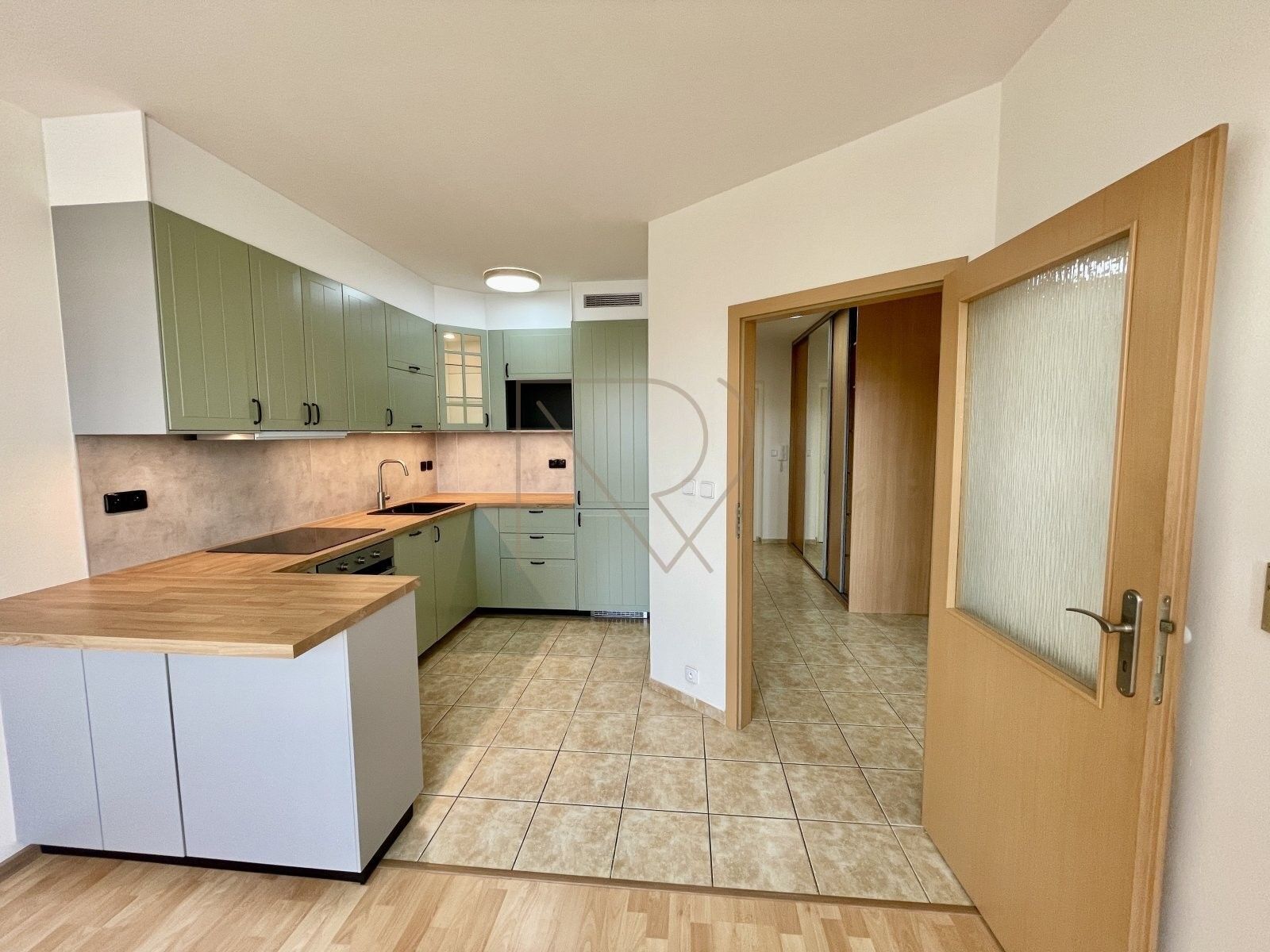 2+kk, Chodov, Praha, 48 m²