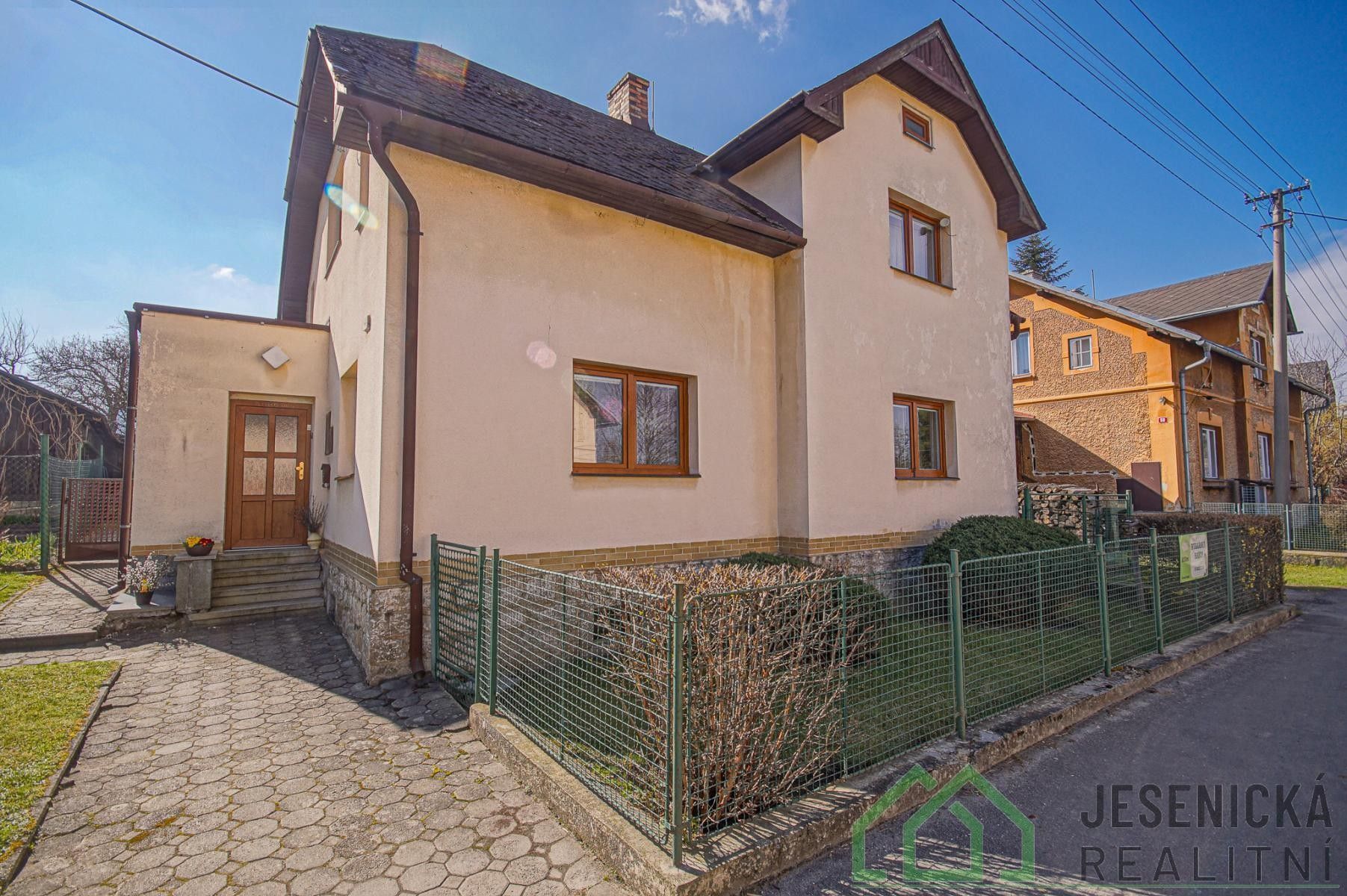 Rodinný dům, 144 m²
