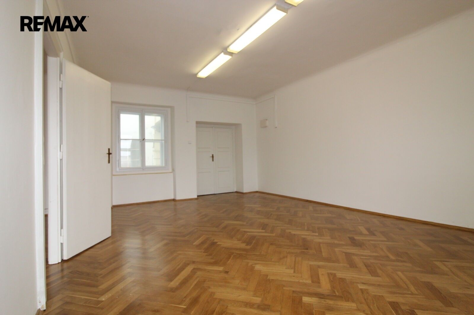 Pronájem kancelář - Holečkova 103, Praha Smíchov, 79 m² - 5