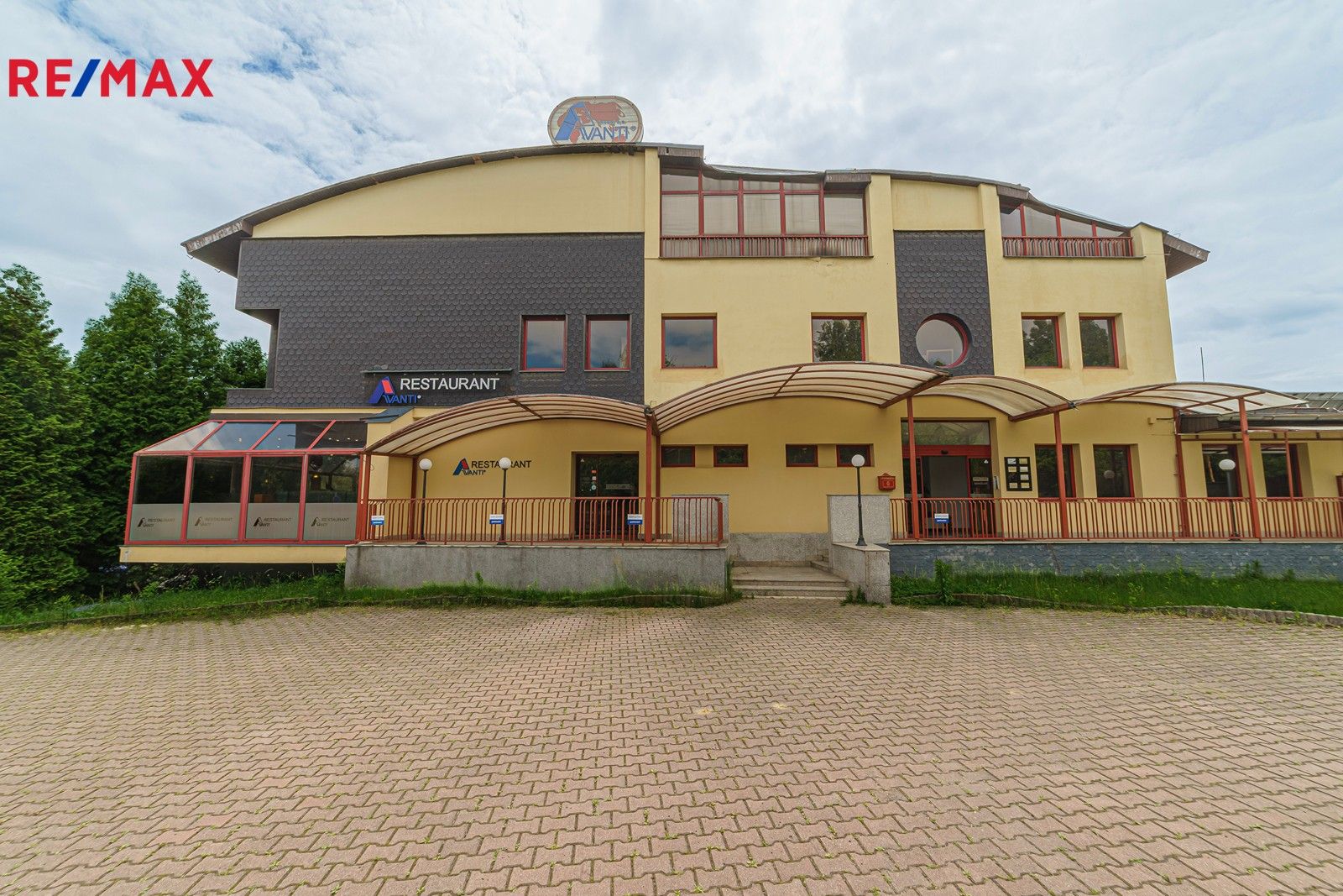 Ubytovací zařízení, U Nádraží, Havířov, 595 m²