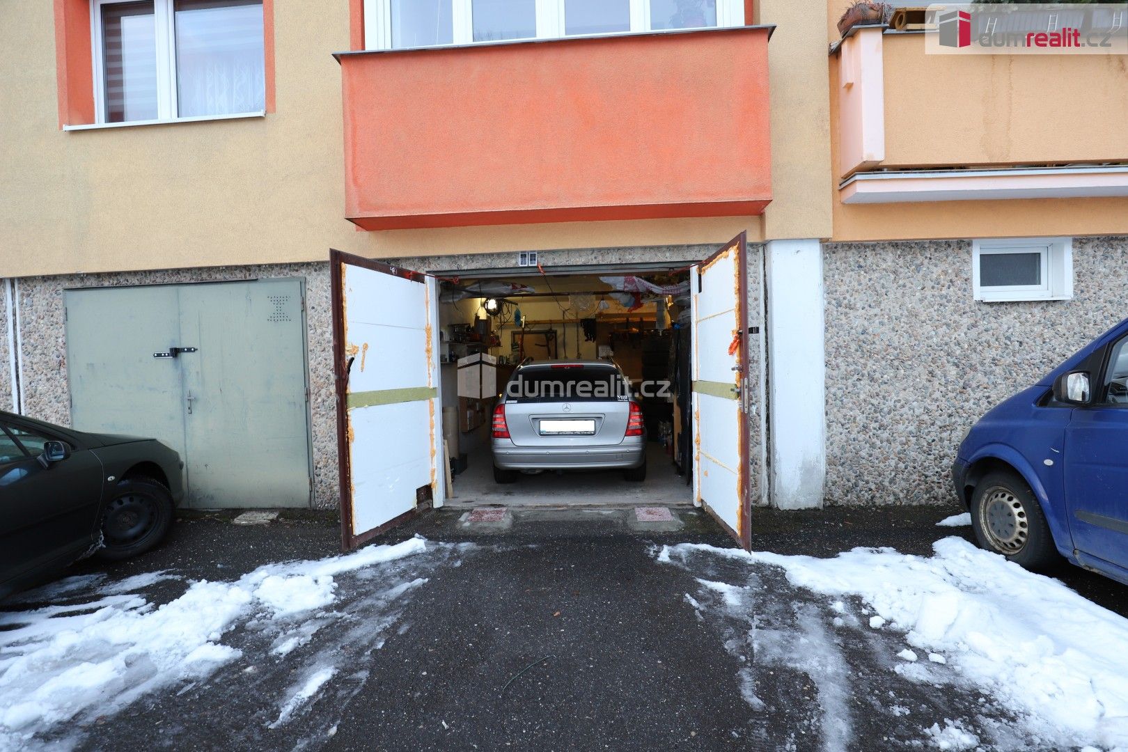 Garáže, Sídliště, Hroznětín, 21 m²