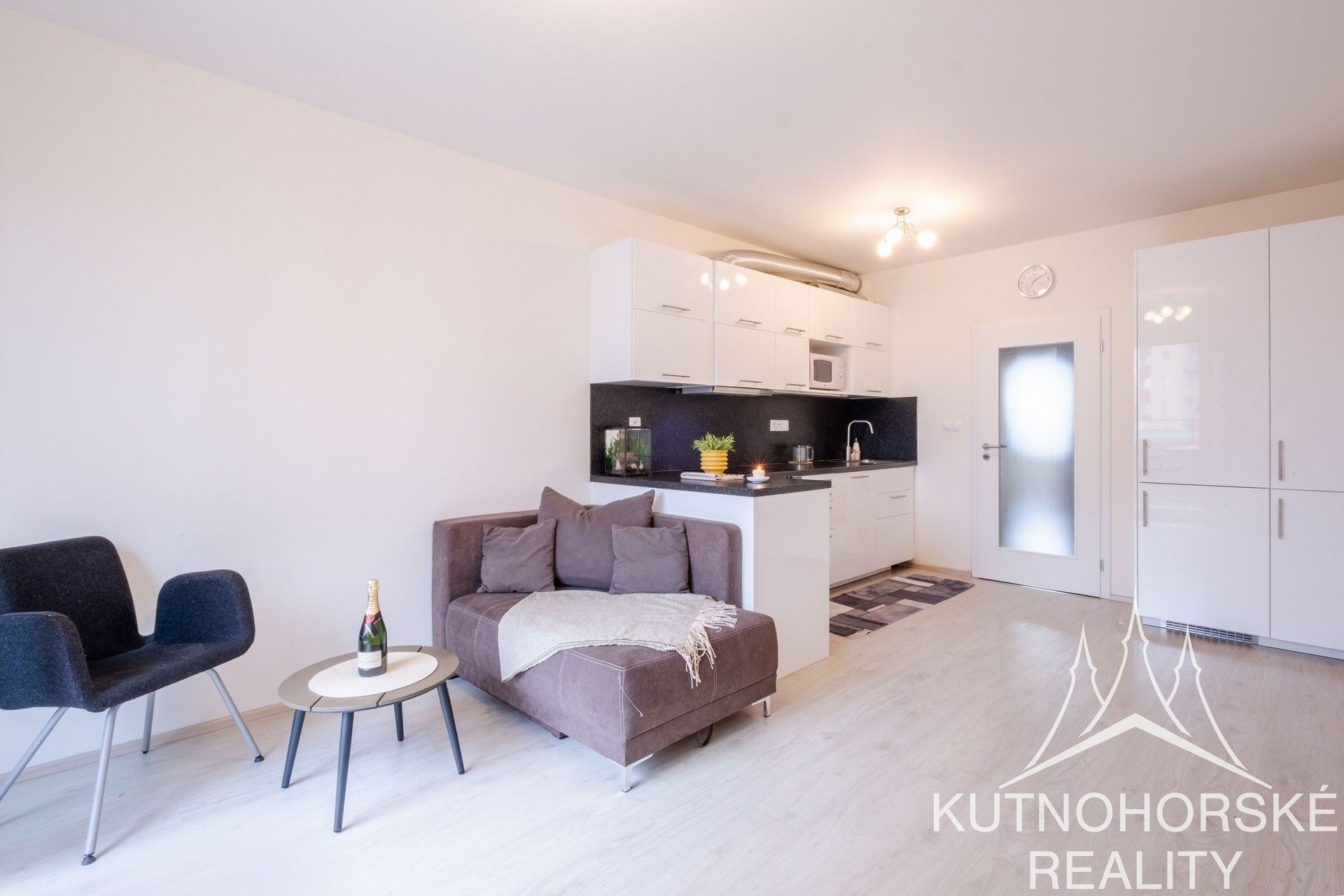 Prodej byt 4+kk - Škrábkových, Praha, 93 m²