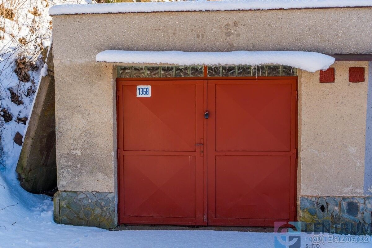 Garáže, Jablonec nad Nisou, 466 01