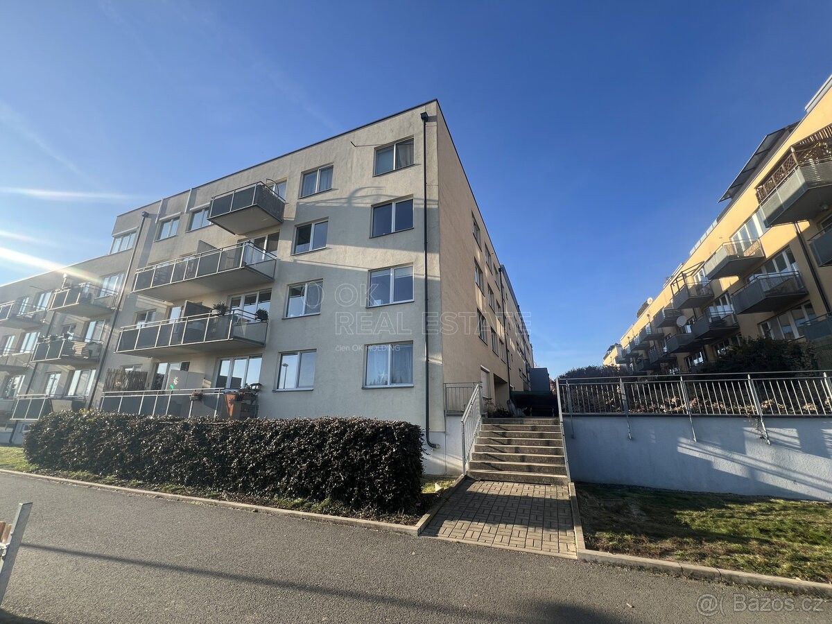 Pronájem byt - Praha, 198 00