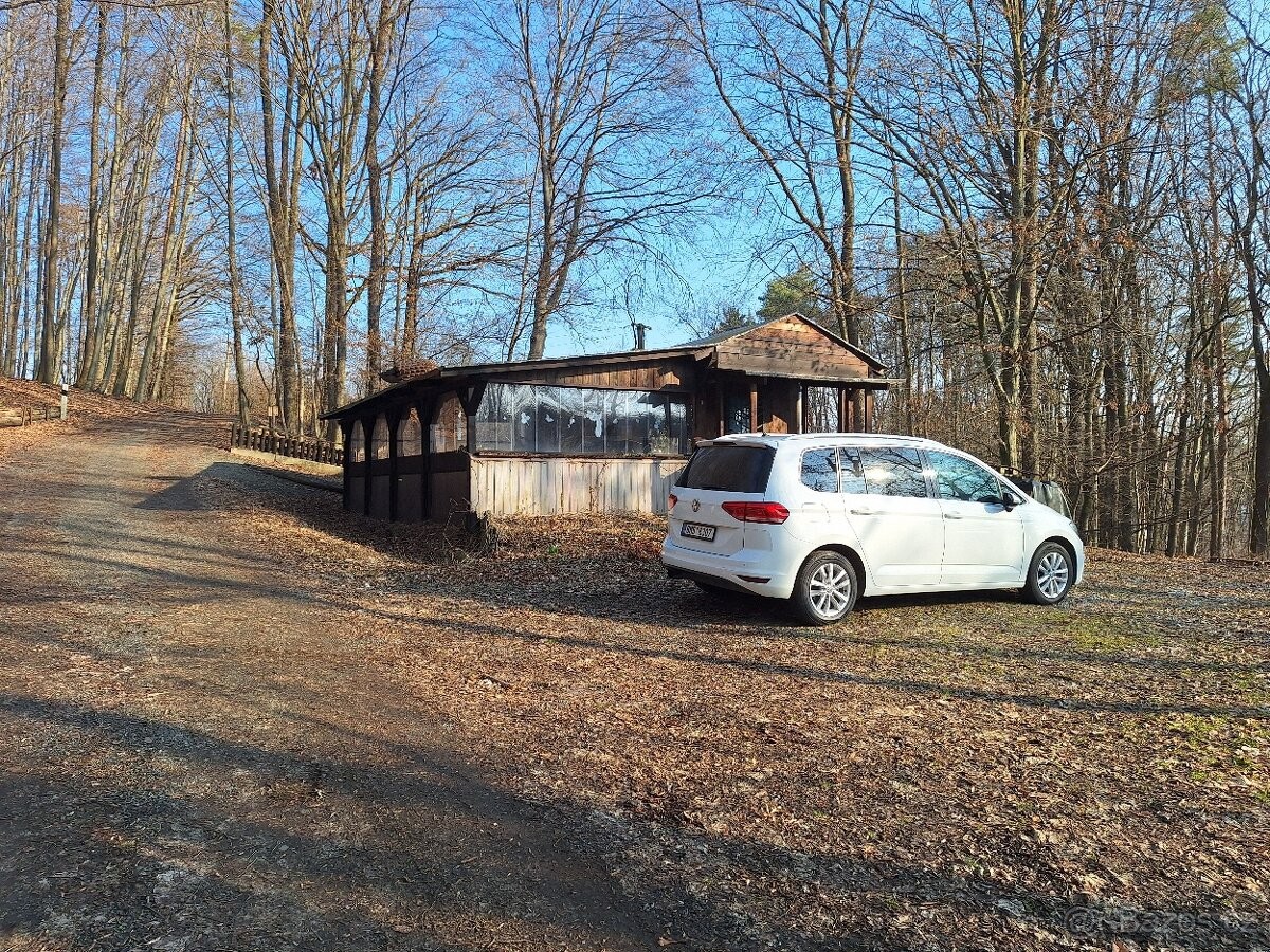 Louka · Velký Ořechov, 763 07 - 4