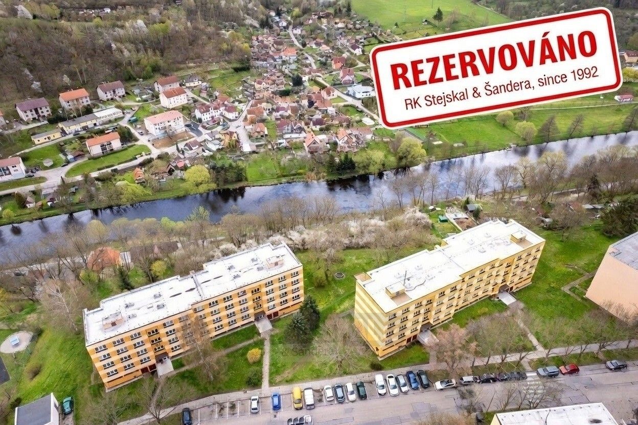 3+1, Sídliště Plešivec, Český Krumlov, 80 m²