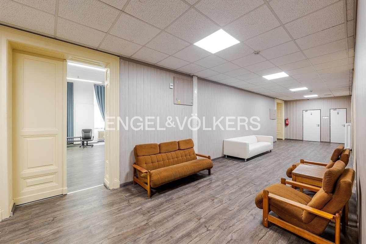 Pronájem kancelář - Politických vězňů, Praha, 28 m²
