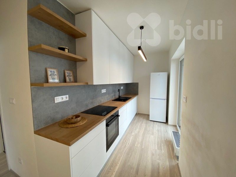 Pronájem byt 2+kk - Tyršovo nábřeží, Zlín, 54 m²