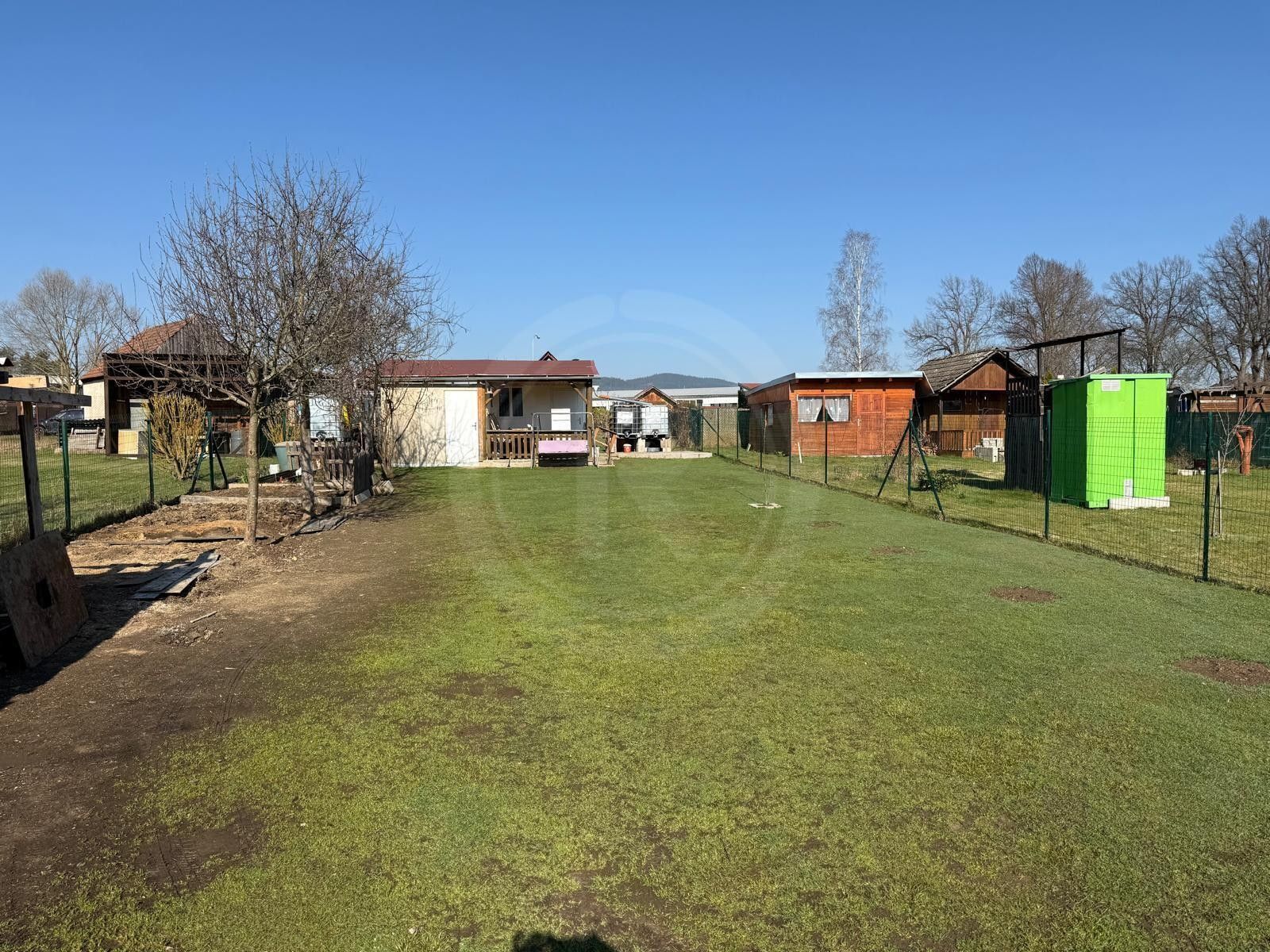 Zahrady, Kaplice, 391 m² - 2