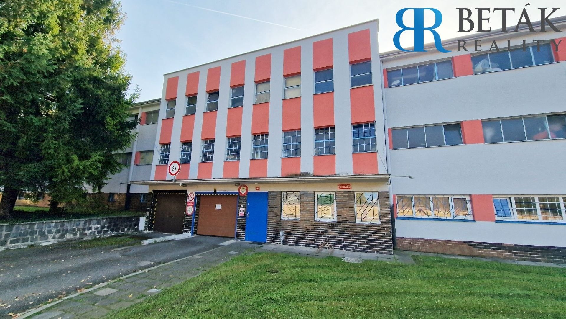 Garáže, Gen. Rakovčíka, Přerov, 19 m²