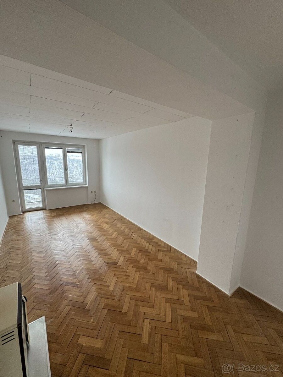 Pronájem byt - Znojmo, 669 02