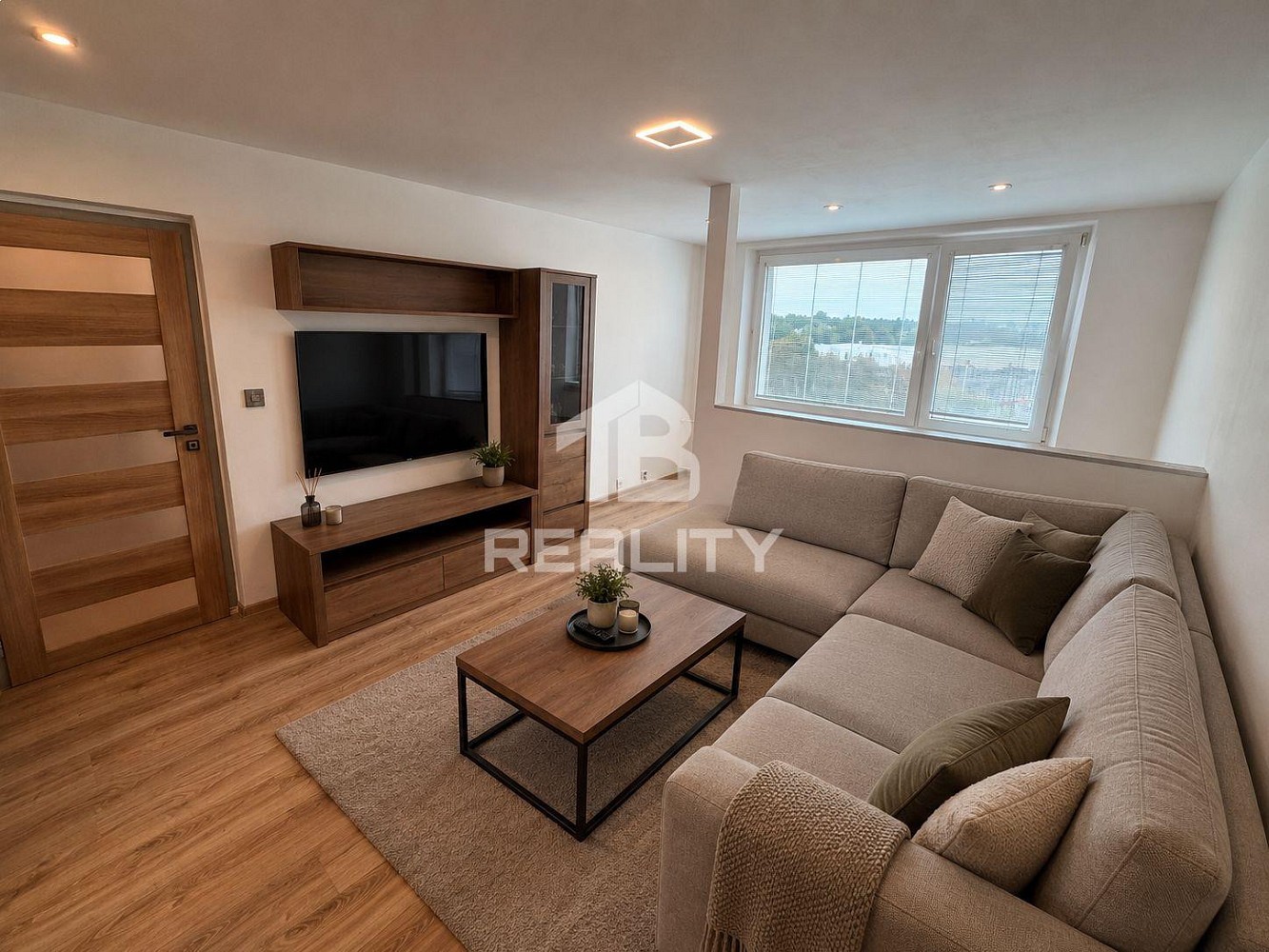 Pronájem byt 1+1 - Nedbalova, Karviná - Nové Město, 39 m² - 2