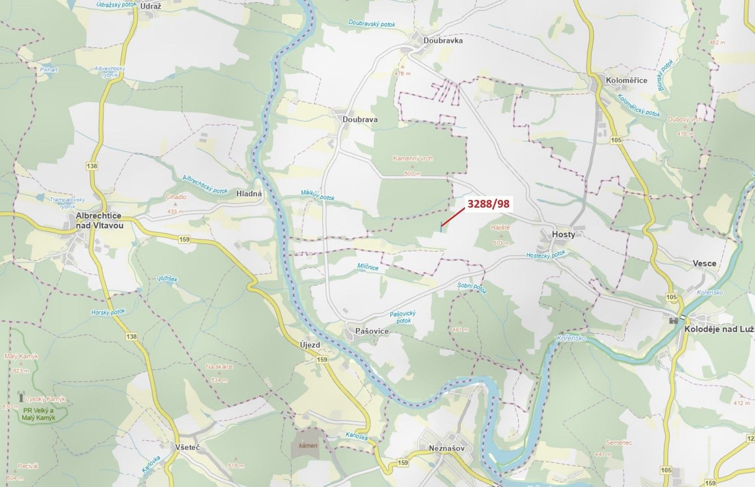 Les, 1 685 m²