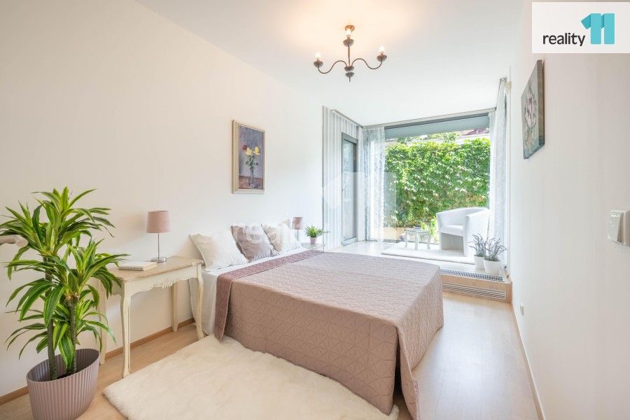 Prodej byt 2+kk - Švédská, Praha, 56 m² - 5
