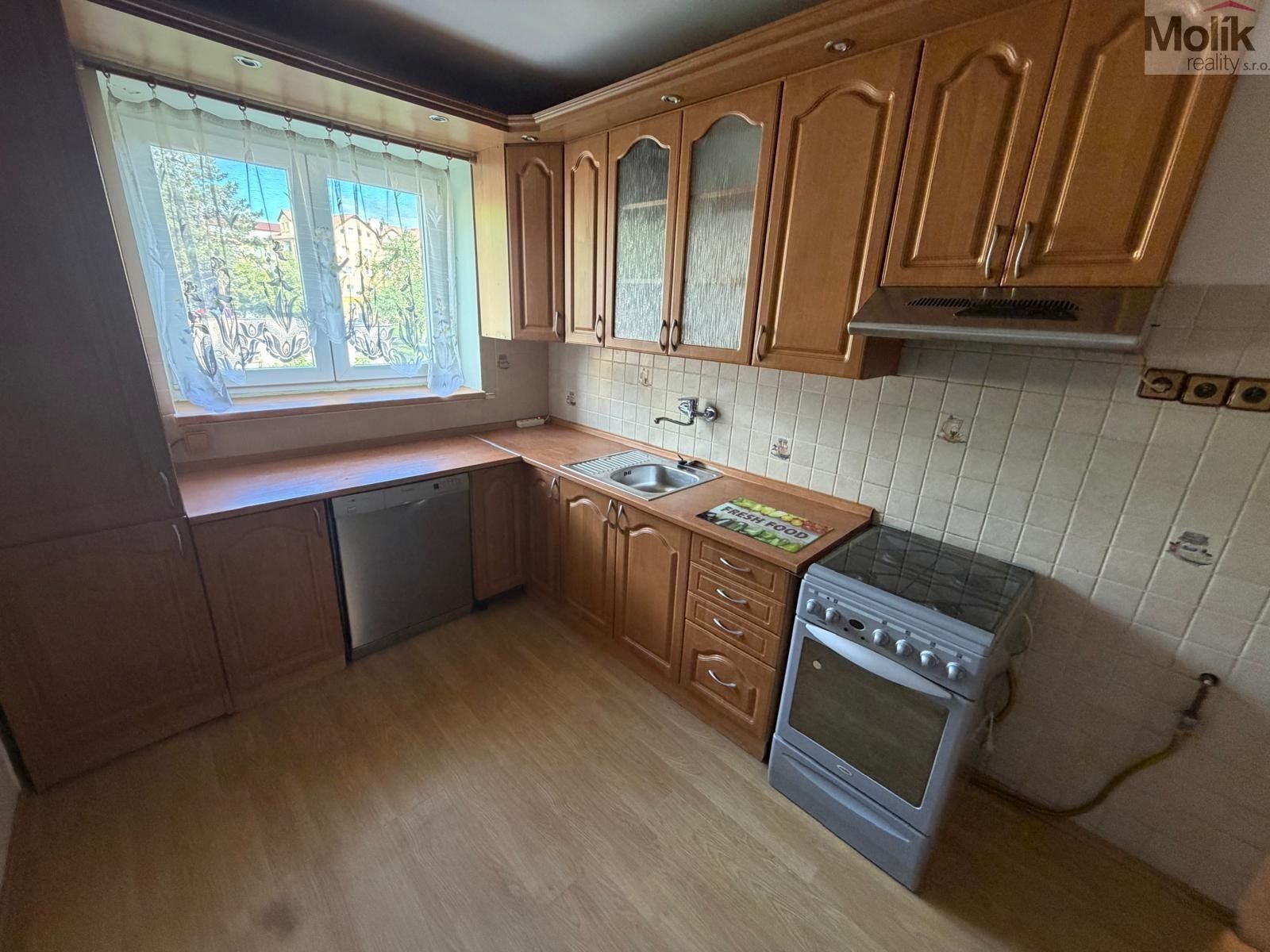 2+1, Konstantina Biebla, Most, 59 m² - 1