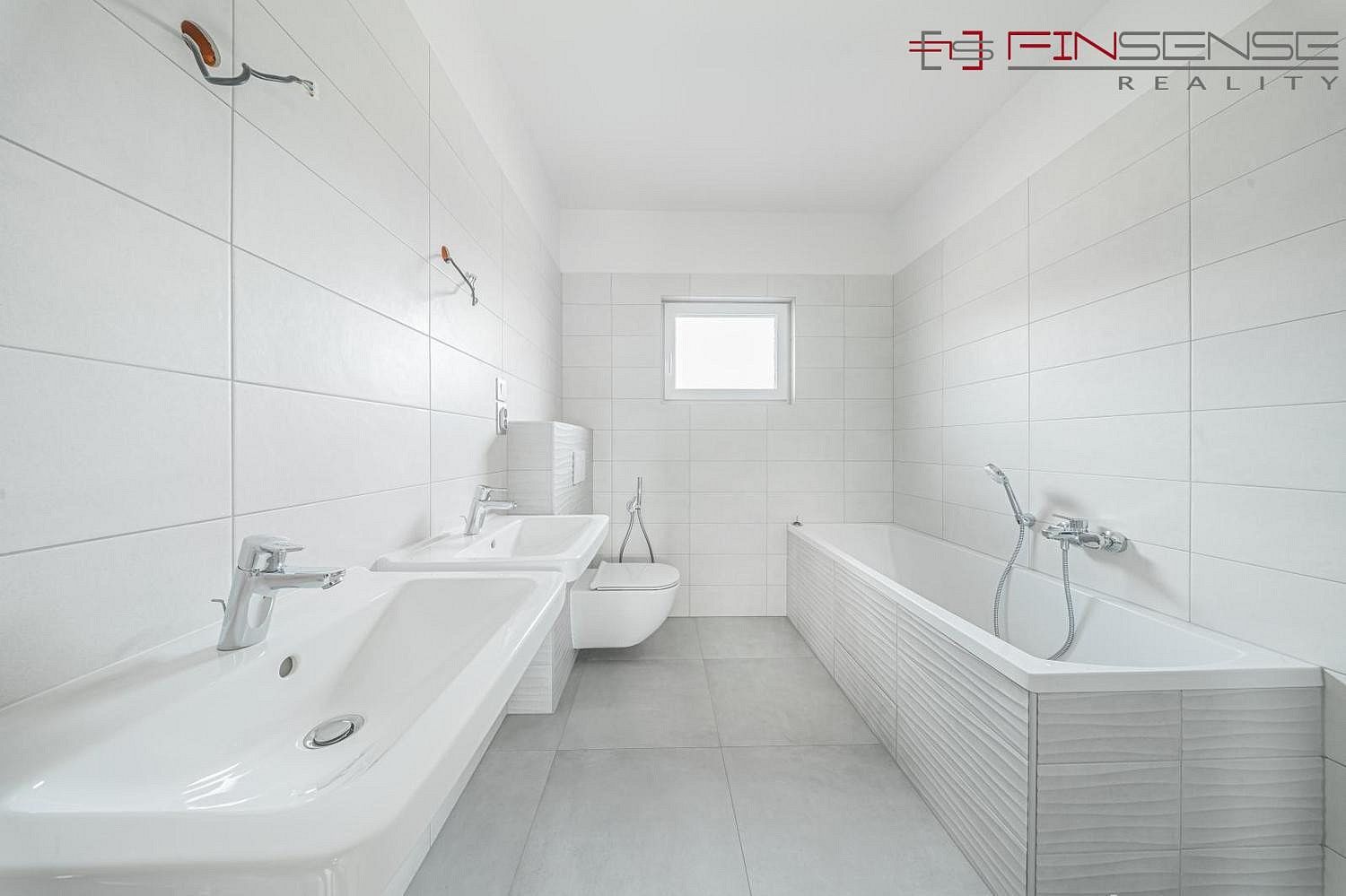 Rodinné domy, Zimní, Chomutov, 114 m² - 1