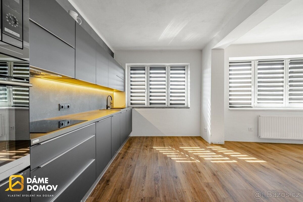 Rodinné domy, Bojkovice, 687 71