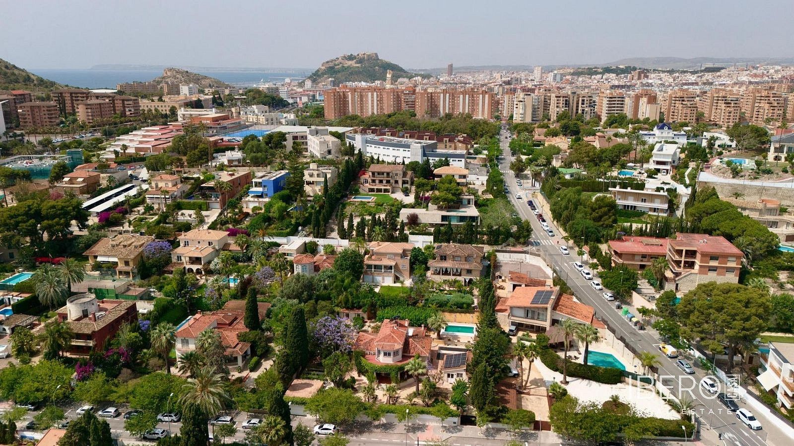 Prodej rodinný dům - Alicante, ES, 500 m² - 2