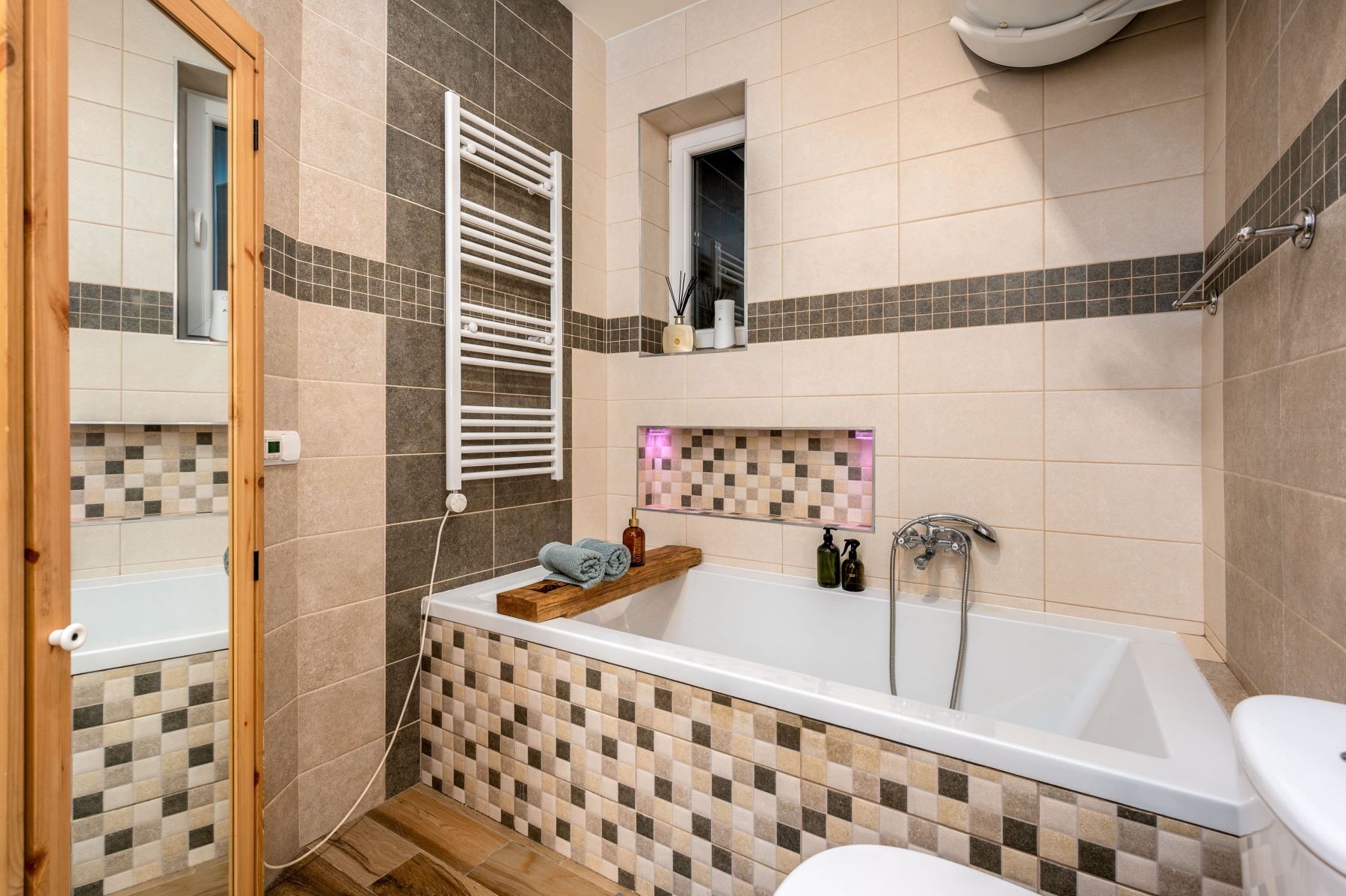 Pronájem byt - Na Maninách, Praha - Holešovice, 55 m² - 5