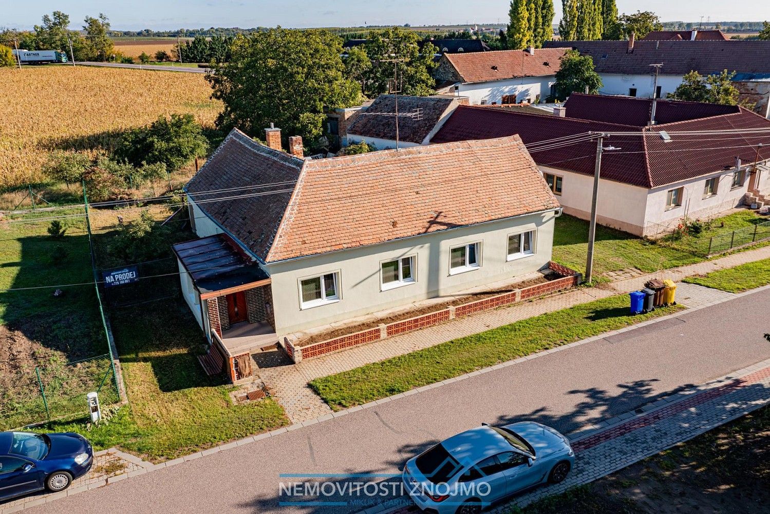 Rodinné domy, Chvalovice, okres Znojmo, 124 m² - 1