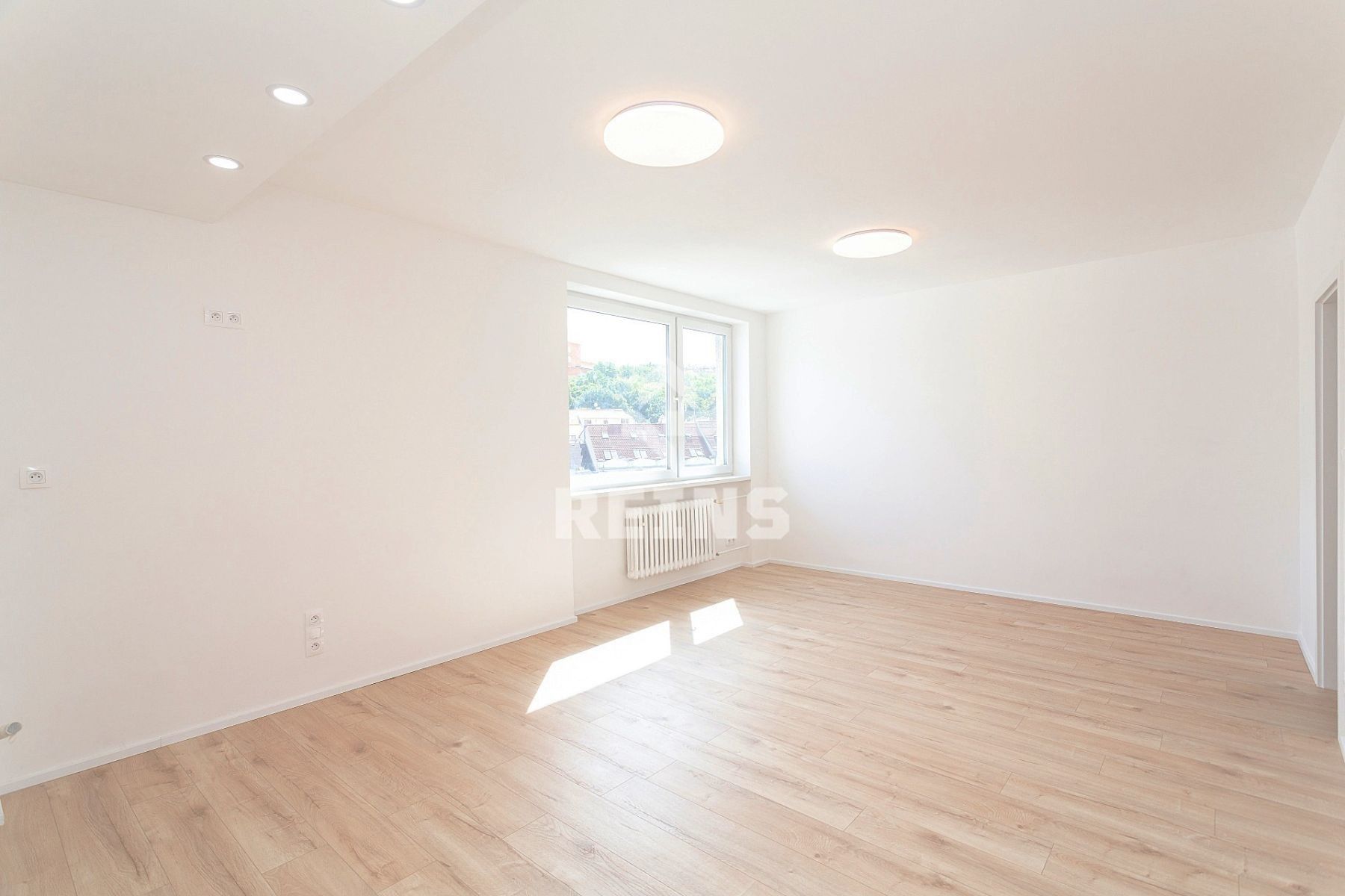 4+kk, U Dvou srpů, Praha - Smíchov, 64 m² - 1