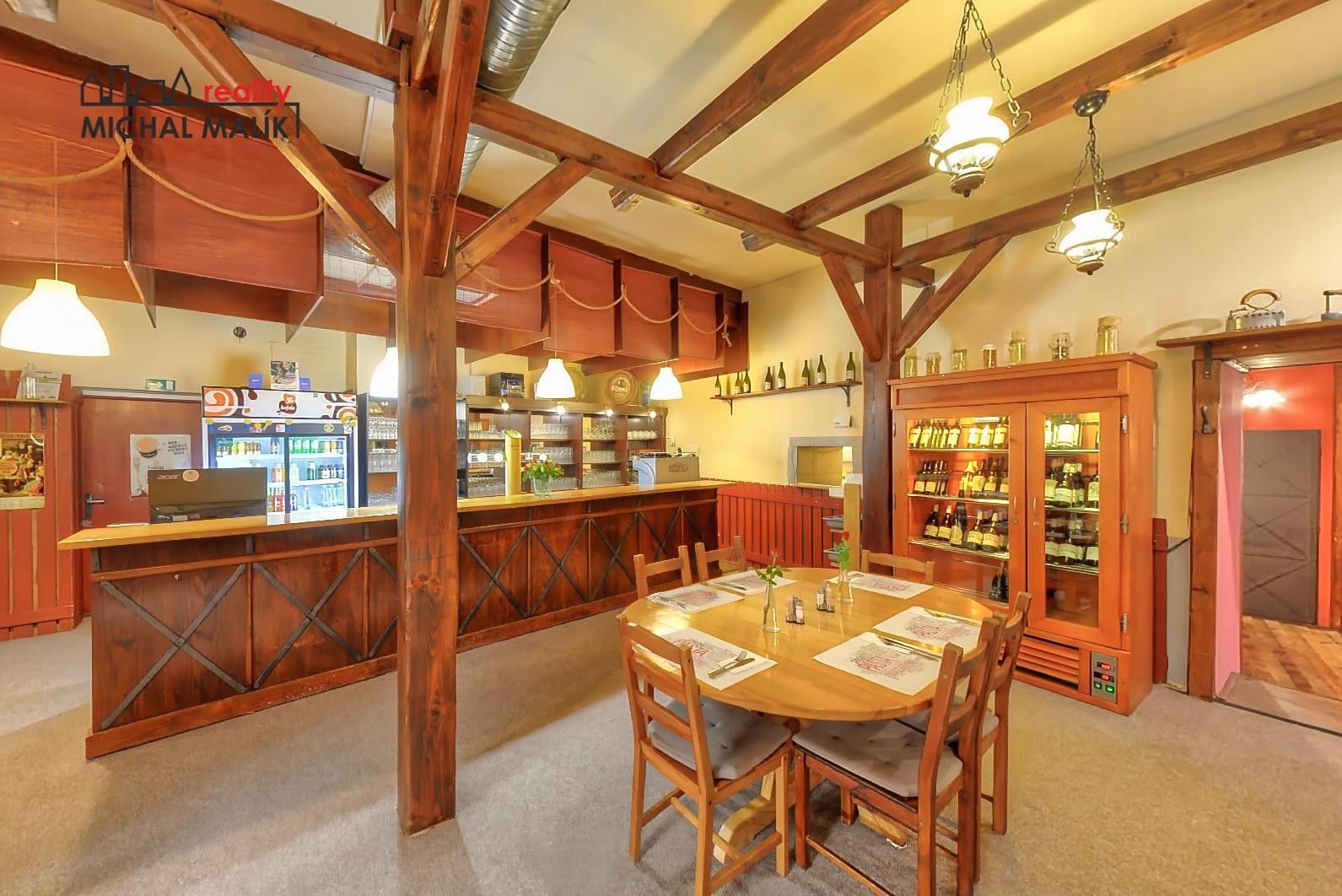Restaurace · 234 m² · Farní, Hranice - 4