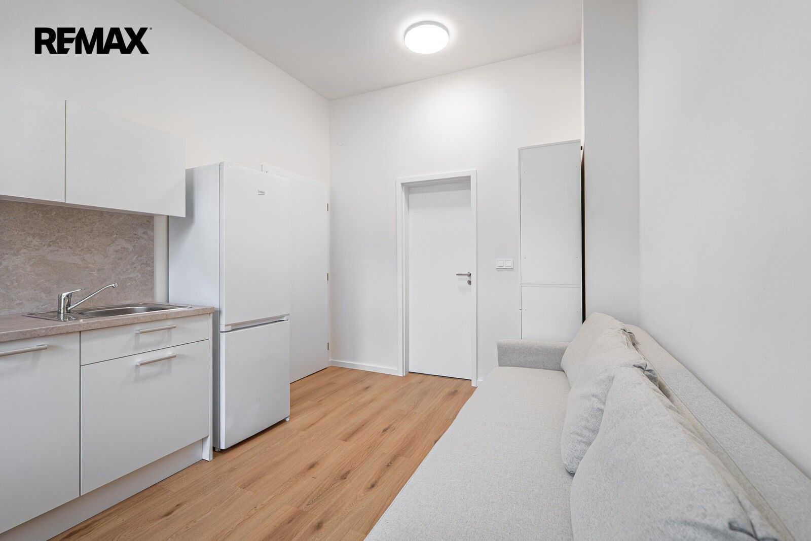 Prodej byt 1+kk - Sudoměřská 1618, Praha Žižkov, 20 m² - 5