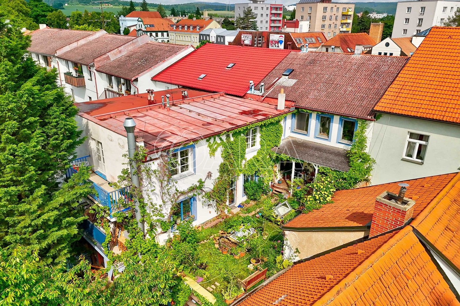 Činžovní domy, Mírové náměstí, Dobříš, 450 m²