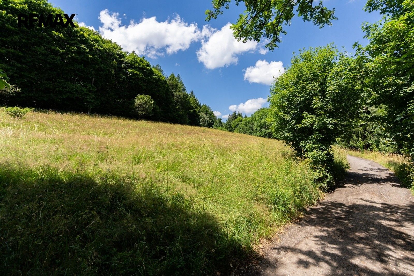 Pozemek pro bydlení, 1 065 m²