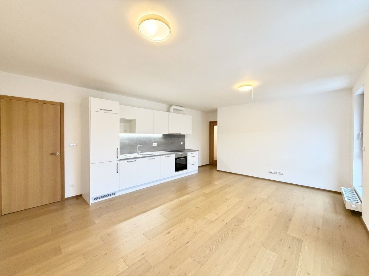 Pronájem byt 2+kk - Ondříčkova, Liberec, 65 m²