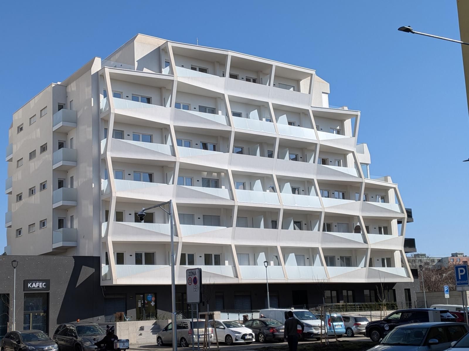 1+kk, Komárovská, Brno, 33 m²