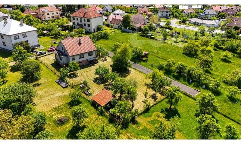 Prodej rodinný dům - K Tuskulu, Lukov, 200 m²