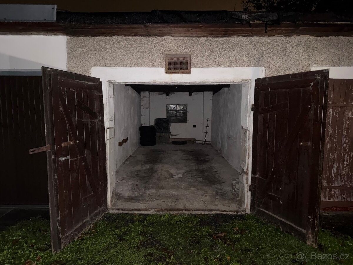 Garáže, Králíky, 561 69